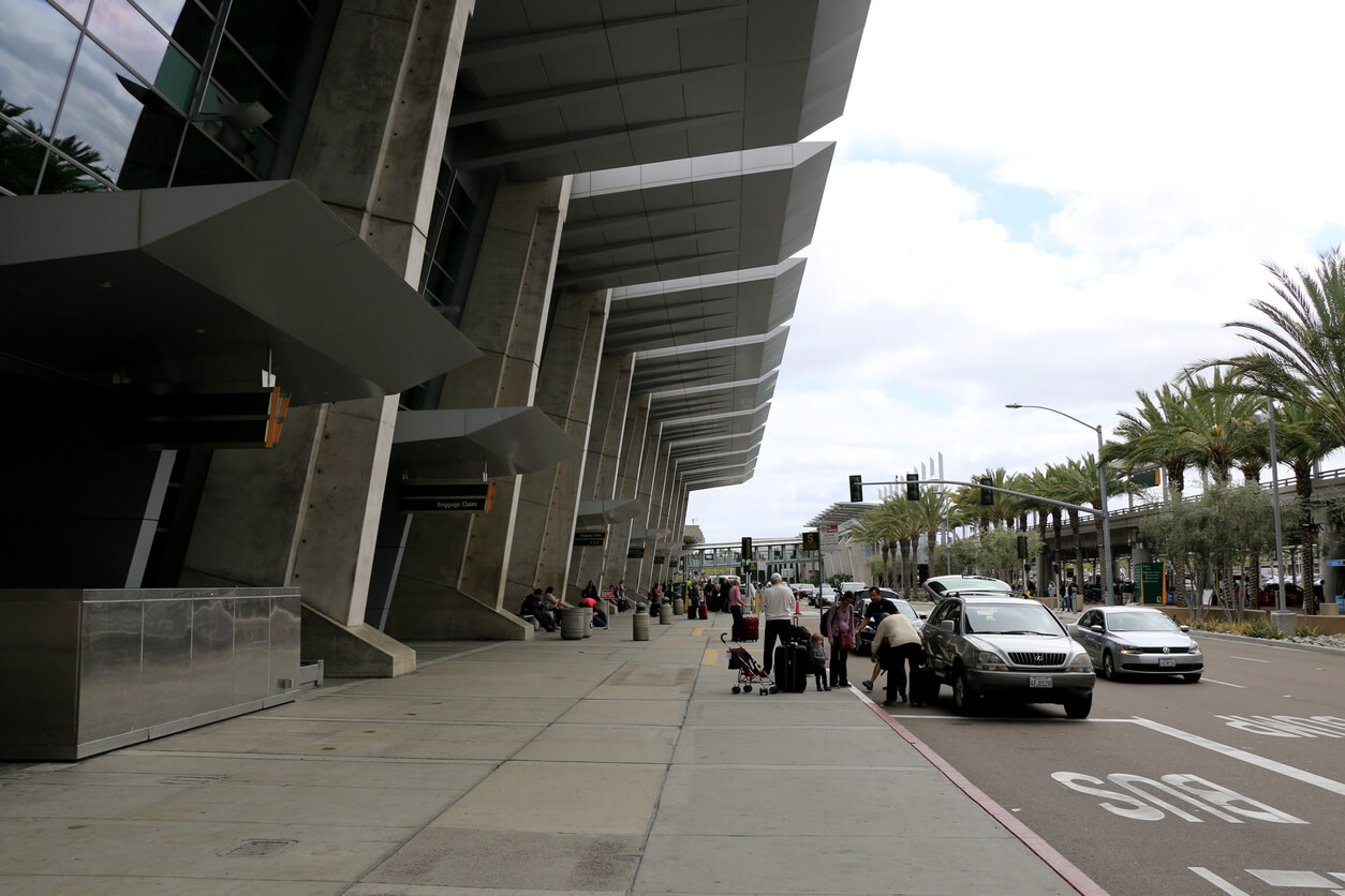 san diego airport vs lax